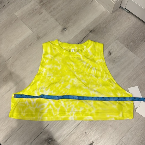 Lululemon NWT All Yours Crop Tank Tie Dye in size 12 - Picture 6 of 7